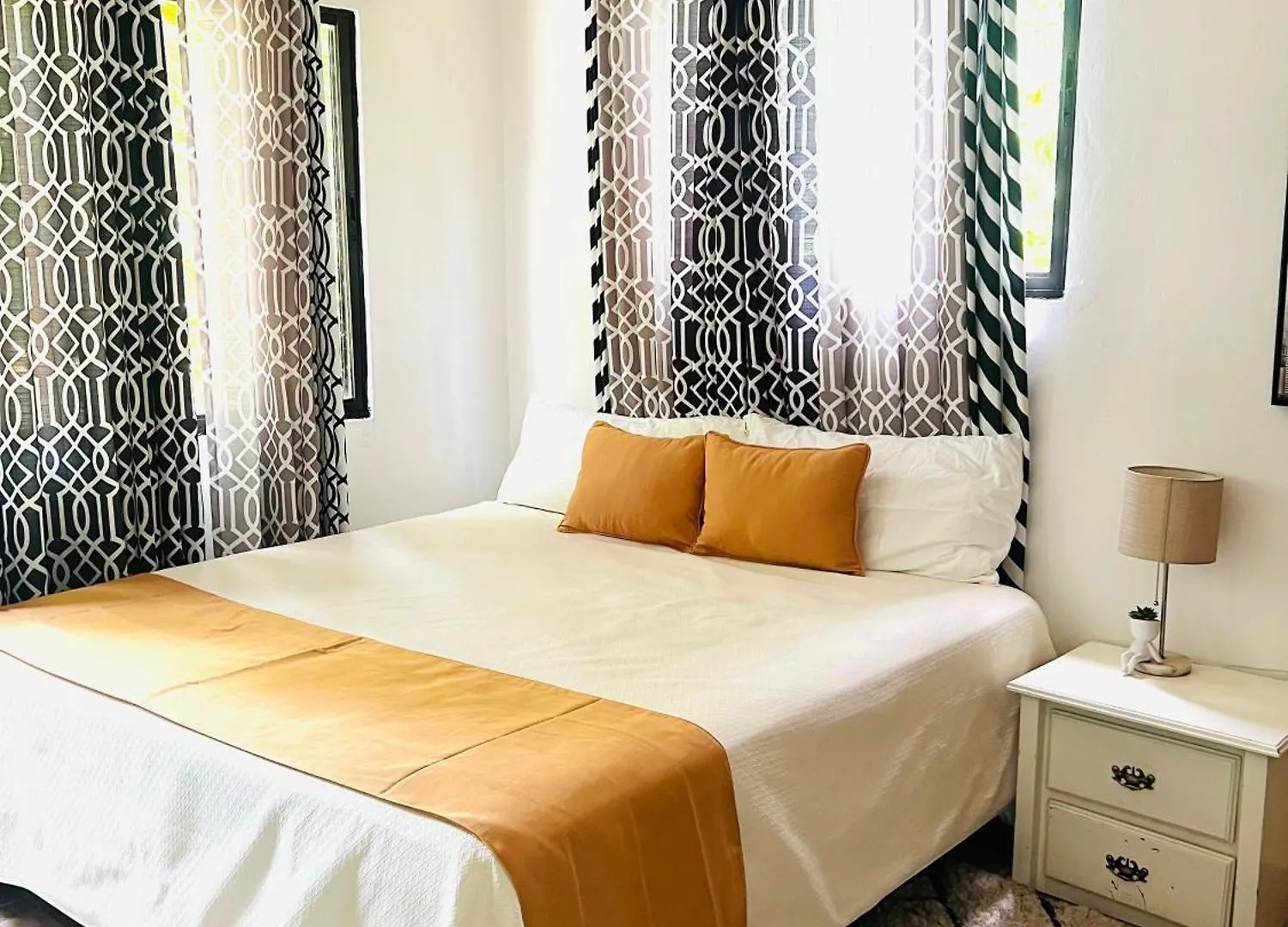Casa Privada 4 Habitaciones Aires, Piscina Billar Agua Caliente 3 Minutos De La Playa Rio San Juan Holiday home