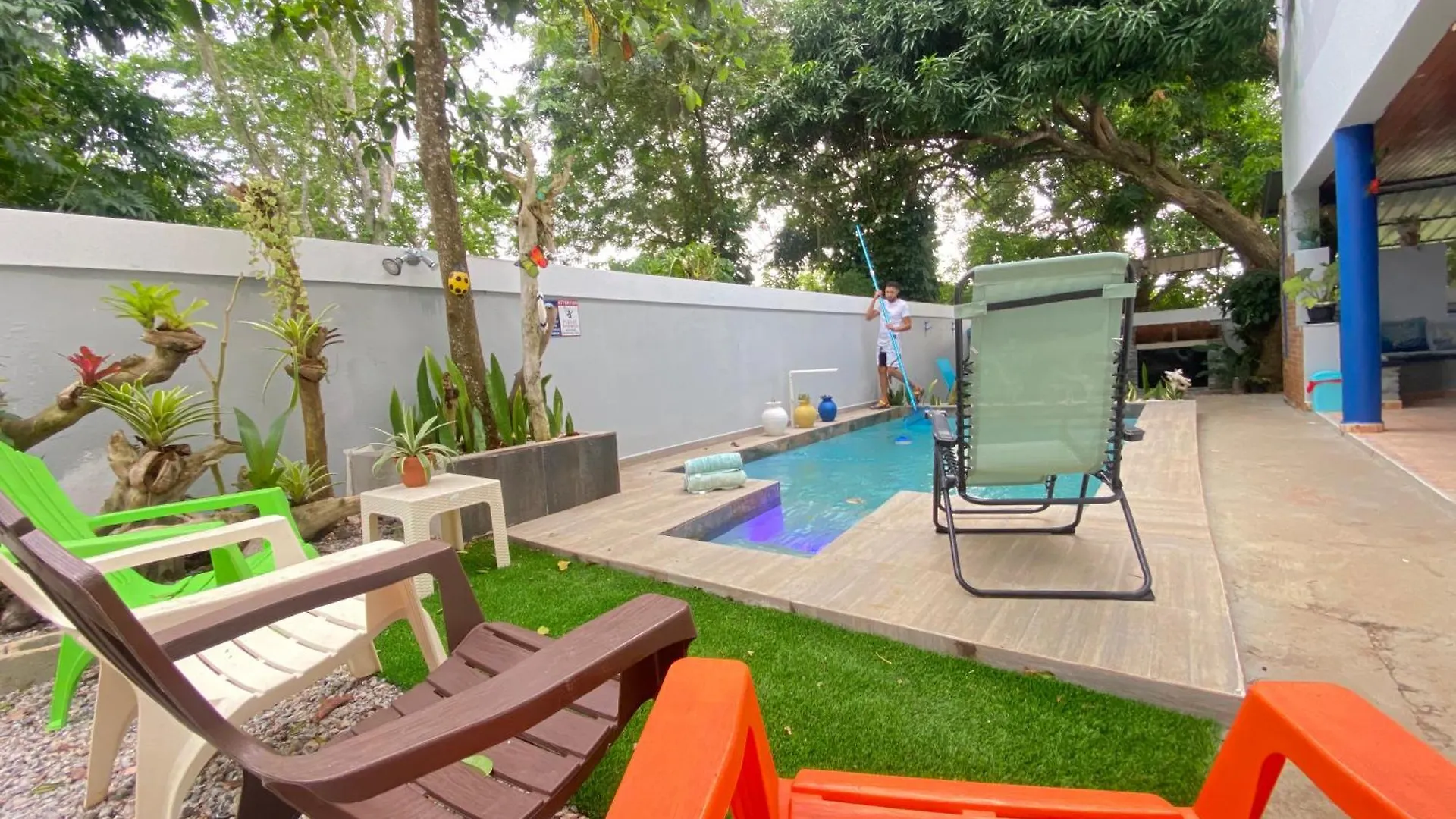 Casa Privada 4 Habitaciones Aires, Piscina Billar Agua Caliente 3 Minutos De La Playa Rio San Juan Holiday home